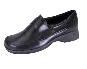24 Hour Comfort Bristol Women Wide Width Classic Elegant Cushioned Leather Slip On Shoes