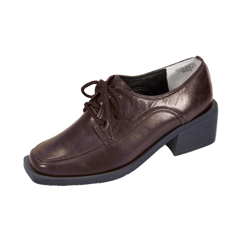 wide width oxfords womens