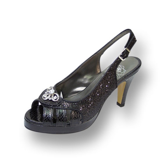 wide width slingback pumps