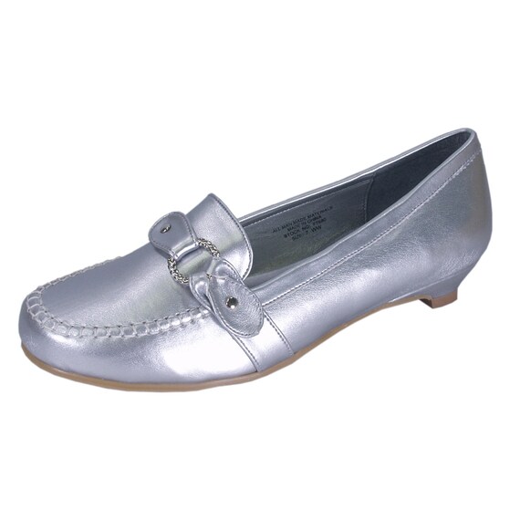 ladies wide dress shoes