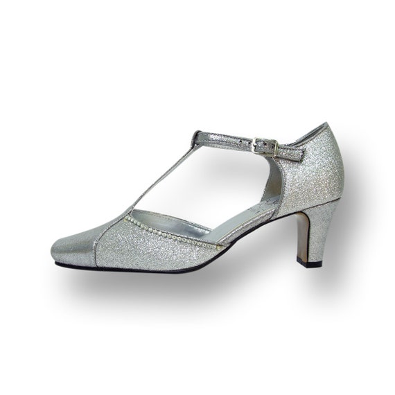 womens wide width silver dress shoes