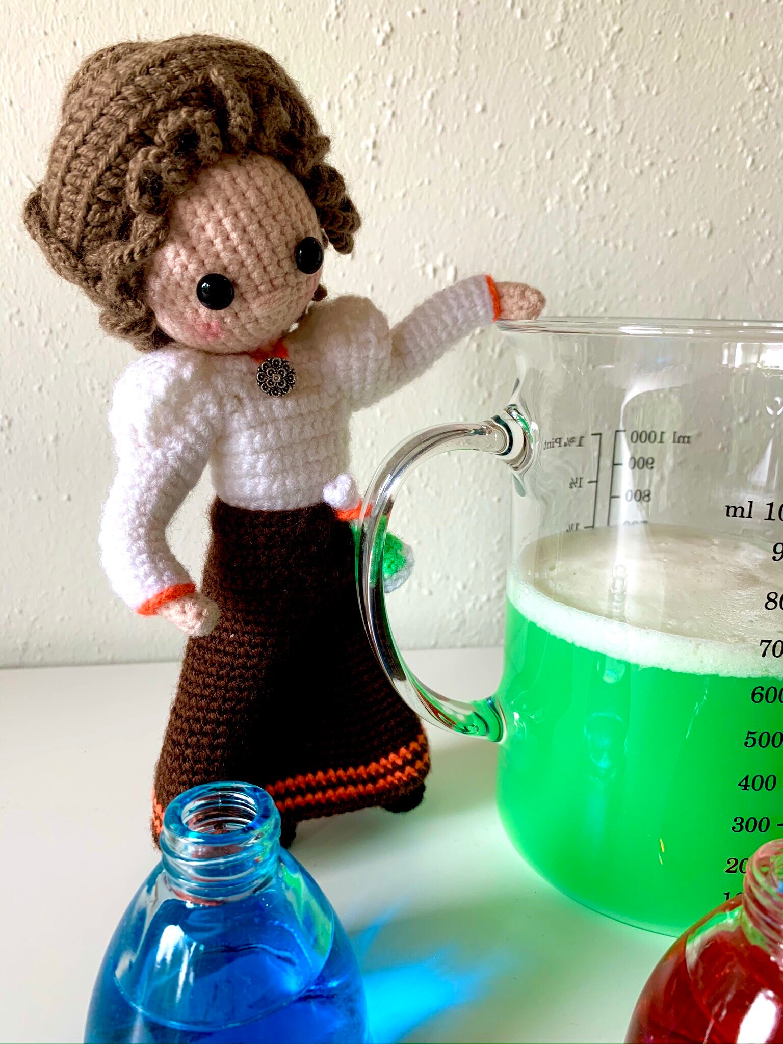Marie the Chemist Crochet Pattern - Etsy
