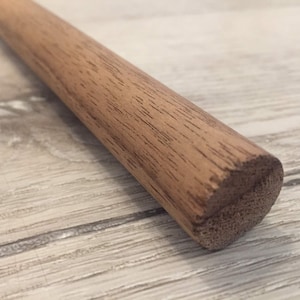 Walnut Round Dowel 3/4" x various lengths