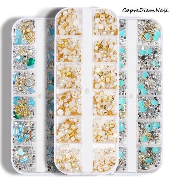 140+ Pcs - Multi Size Rhinestones Crystal Hot Fix Diamond  Pearl 3D Charm for Nail Art [Grid Box)