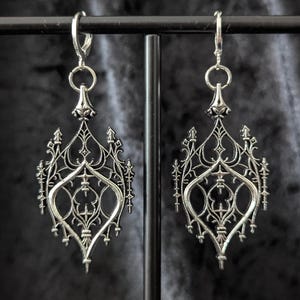 Cathedral Architecture Earrings : Gothic arch earrings, Occult jewelry, Gothic Jewelry, Goth Aesthetic, Ear weight, Gothic architecture