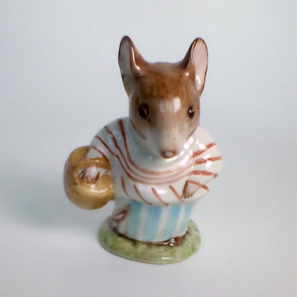 Beatrix Potter's Mrs. Tittlemouse Figurine by F. Warne & Co. Ltd. Berwick England