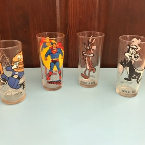 DC Comics Vintage Style Drinking Glass (Toon Tumbler) – Hollywood