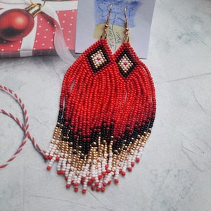 handmade earrings, red black gold long earrings, fringe earrings, Clip on earrings or ear hooks, seed beaded earrings, personalized orders zdjęcie 1