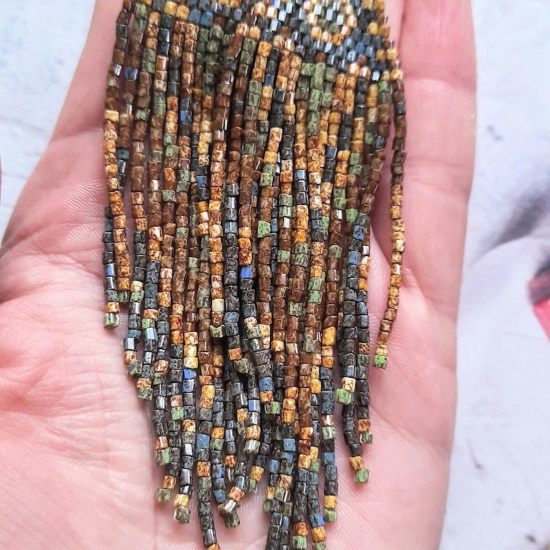 You can give such beaded earrings to your mother, sister, daughter for her birthday, graduation