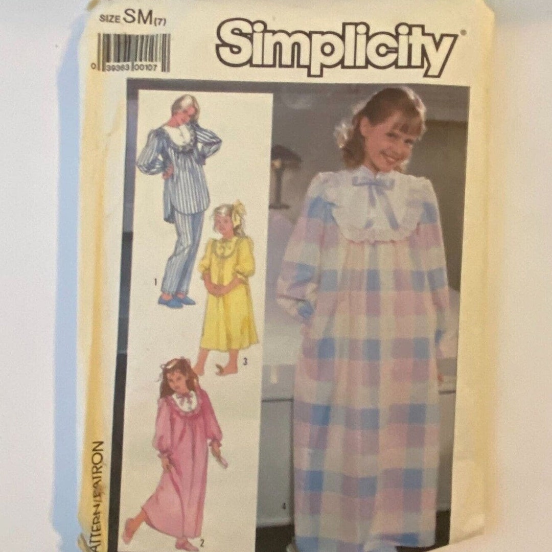Simplicity Pattern 7730 - Cartamodello Per Maglione Da Ragazza, Taglie 5-6-7-8 Anni - Con Varianti Di Scollo (Rotondo, Quadrato, A Cuore) E Tasche A Cuore - Cucito Fai Da Te