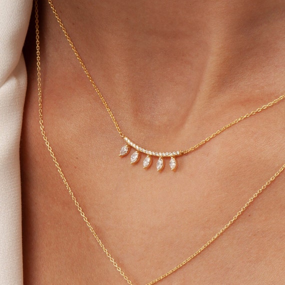 Diamond Curved Bar Necklace / 14k Gold Diamond Necklace / - Etsy 日本