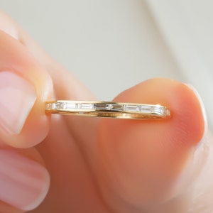 Channel Set Baguette Diamond Wedding Band / 14k Gold Baguette Diamond Wedding Ring / Baguette Diamond Ring / Stack Ring / Bridal Gift