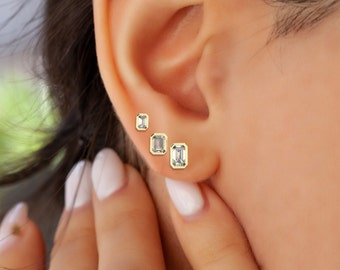 【VINTAGE HOLLYWOOD】Silver Bezel Emerald Cut Earrings EMERALD CUT BEZEL DIAMOND STUDS – Anita Ko
