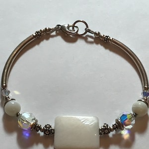 White Agate and Iridescent beads Sterling Silver 7.5” Bracelet