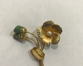 Gorgeous Green Aventurine Goldtone Flower Brooch Pin