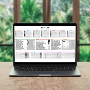 Google Sheets template for organizing daily, weekly, monthly, and annual tasks, with options for both Monday and Sunday start.