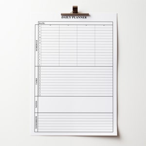 Puede incluir: Un letrero de madera r&uacute;stica con el texto "Welcome to our home" en un estilo manuscrito. El letrero presenta un acabado envejecido y un dise&ntilde;o simple y acogedor, perfecto para un porche o entrada.