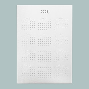 Calendario imprimible del año 2025, calendario anual 2025, resumen del año 2025, minimalista, tamaño A4/A3/Carta, inicio en domingo y lunes.