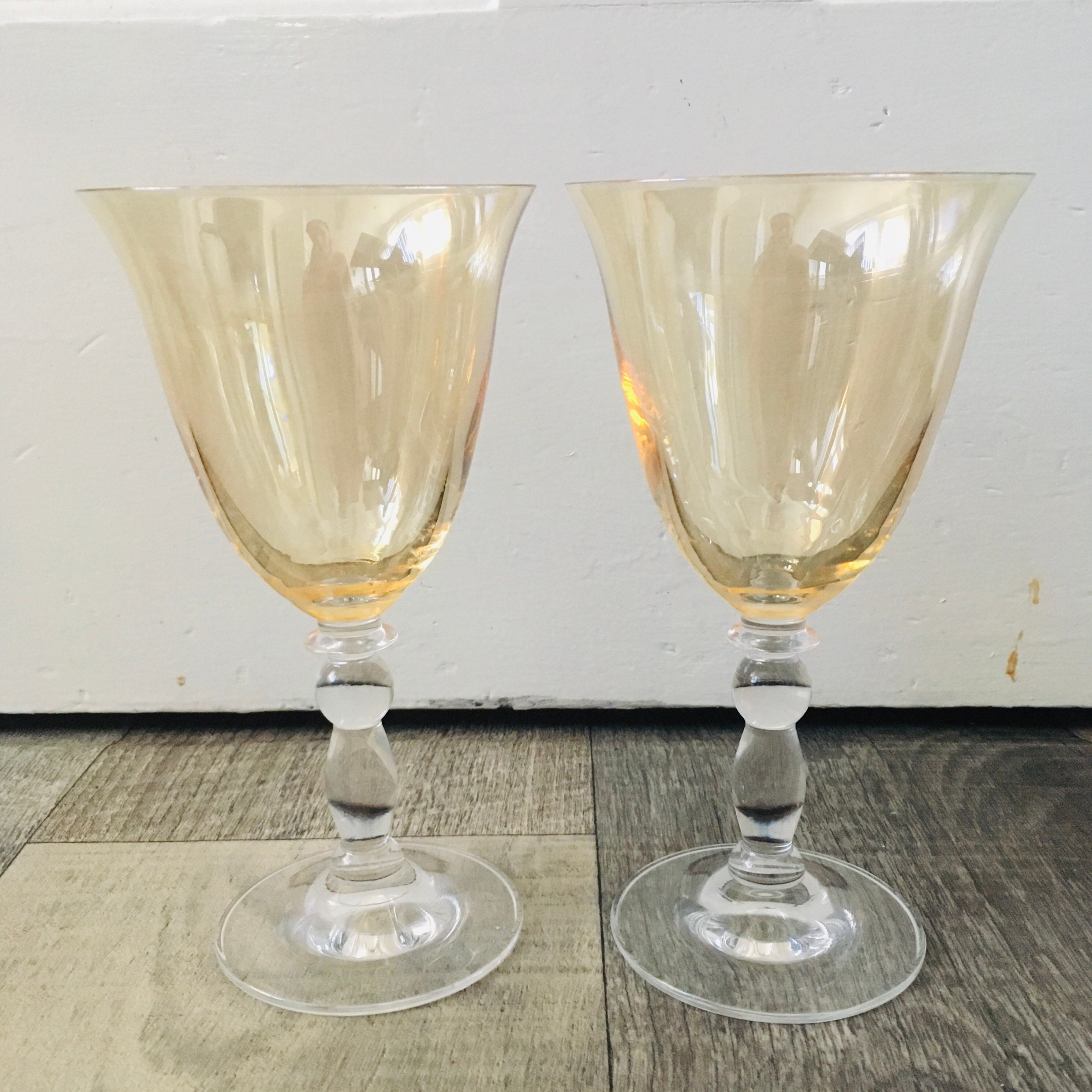 Fancy Iridescent Stemless Wine Glass – Dazzling Favorz