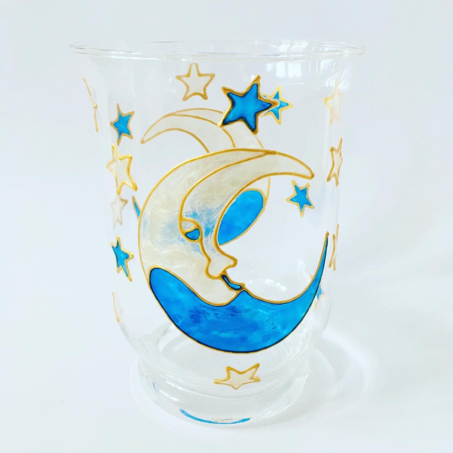 Minimalistic Crescent Moon Curved Wavy Ripple Glass Cup – Nazmeen Decor