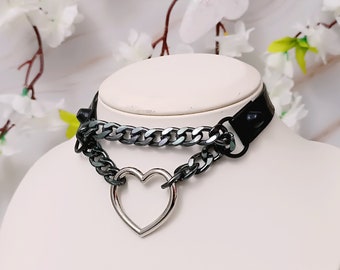 Martingale chain collar choker with thick heart ring kawaii cute pastel goth alternative black festival fashion