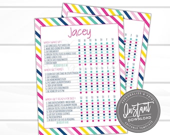 Pode incluir: Um quadro de tarefas imprimível para crianças com fundo listrado rosa, amarelo e azul. O quadro é intitulado "Jacey" e lista as tarefas diárias para "Quando acordo", "Quando chego em casa" e "Quando me preparo para a cama".