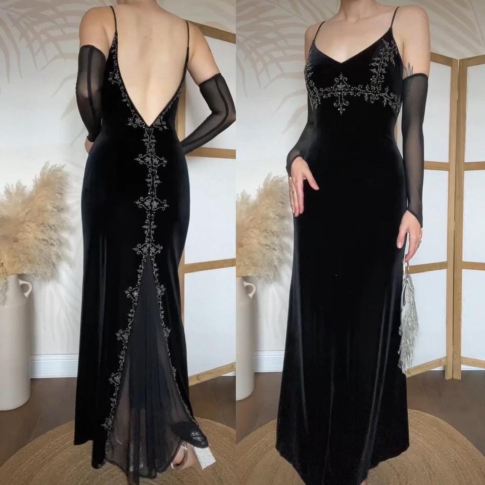 plus size beach wedding dresses Floral Beach Plus Size Casual A-Line Boho Lace Maxi Wedding Dress with  Plunging Neckline and Empire Waist main image 1