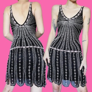 Exquisite 100% Seide Yve London Perlen Miniparty Cocktailkleid | UK 10/US 6/EU 38 | Glamouröse Abendgarderobe