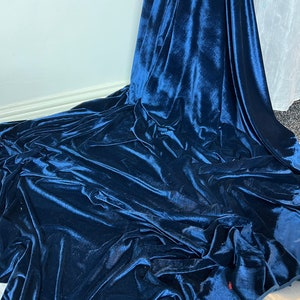 Tecido de veludo macio de luxo azul marinho de 1 metro com 58” de largura