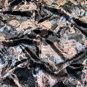 1 Meter Schwarz / Gold Bedruckter Samt mit Blumenmuster