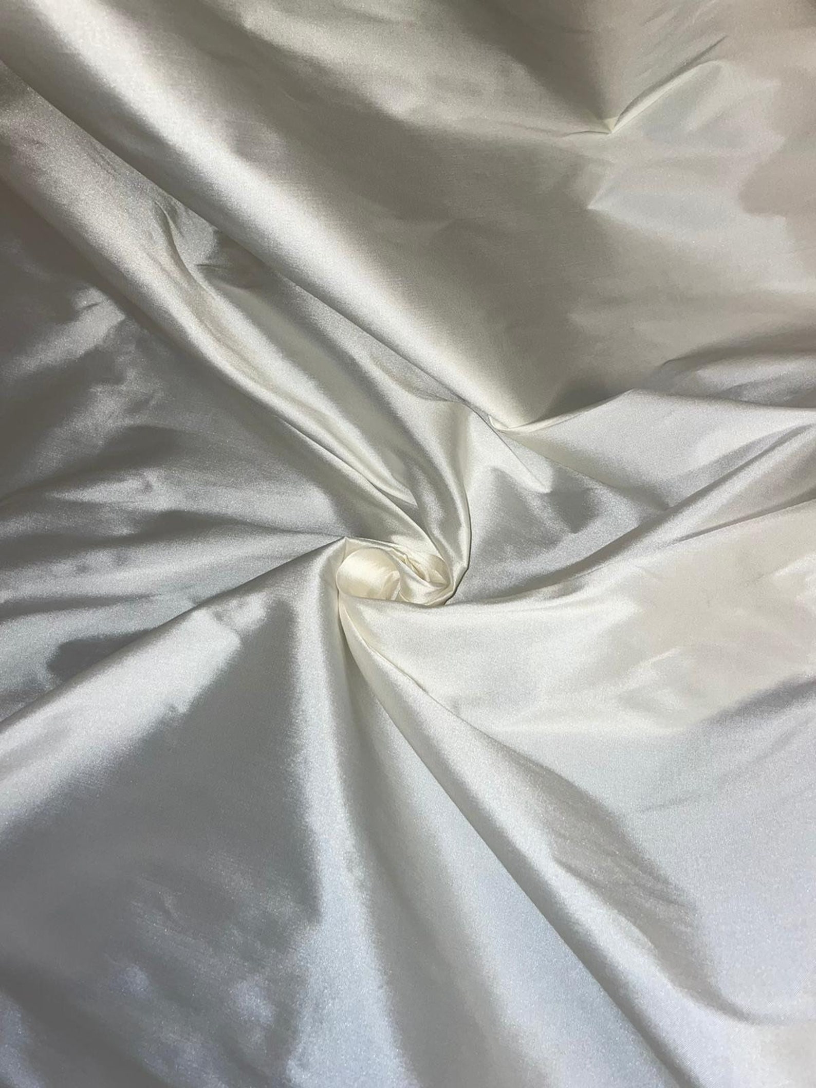 1 Meter Ivory Taffeta Bridal Fabric 58 Wide | Etsy