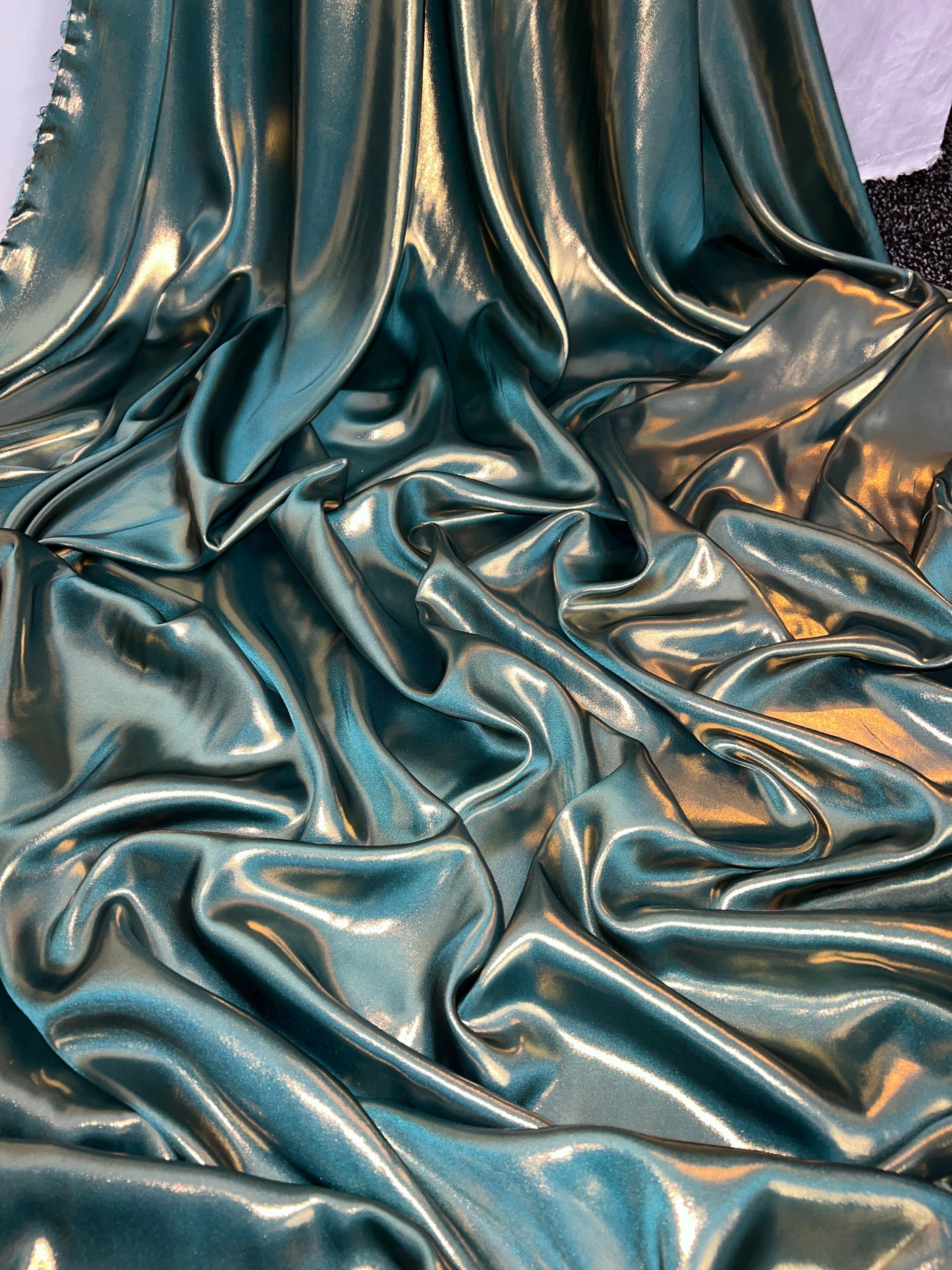 画材 Green gold chiffon Emerald Green Cationic Chiffon Fabric 58'' PRICE PER METER
