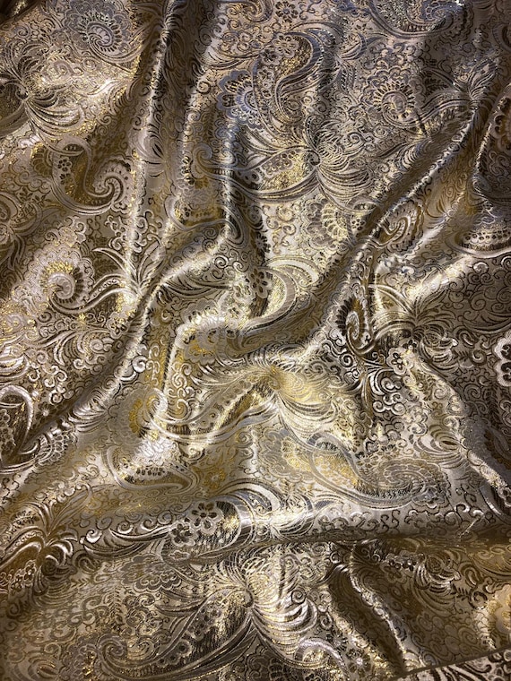 1 METER BLACK//GOLD ELEGANT PAISLEY DESIGN METALLIC BROCADE FABRIC 58” WIDE