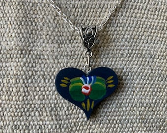 Norwegian Rosemaling Heart Necklace - Midnight Blue