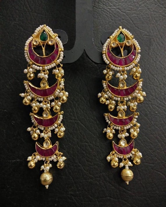 Very Beautiful Indian Kundan Jhumki earrings with Mangtika By Zevar.