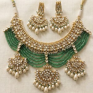 Set di collane girocollo Kundan fatte a mano, gioielli da sposa indiani placcati in oro immagine 2
