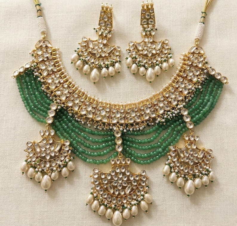 Set di collane girocollo Kundan fatte a mano, gioielli da sposa indiani placcati in oro immagine 2