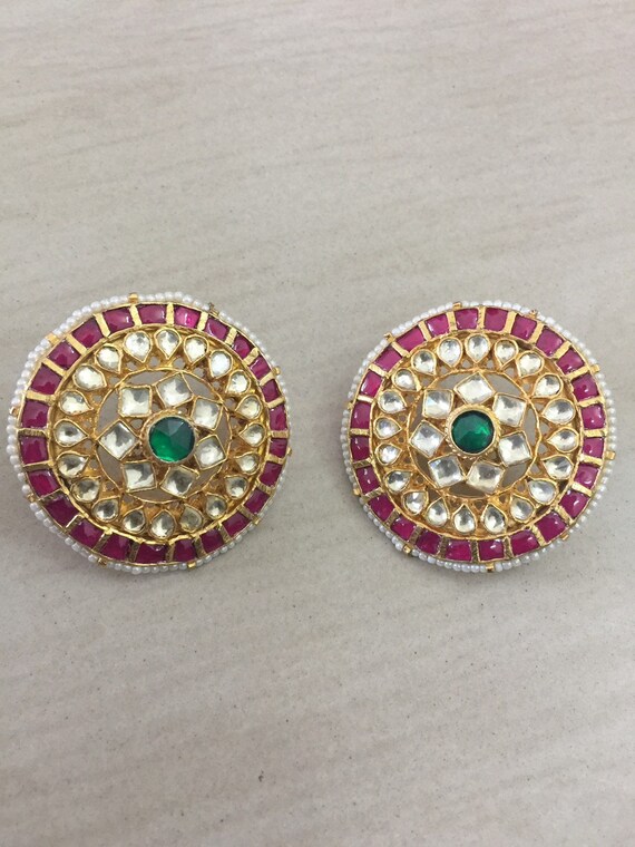 Round clearance kundan earrings