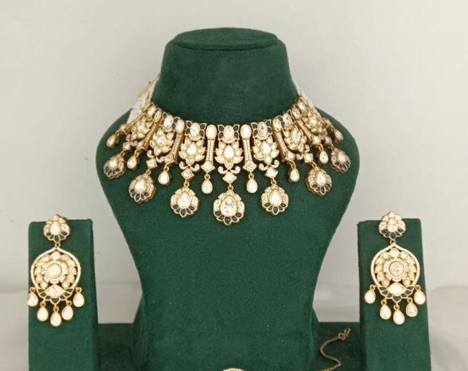 Kundan Choker Necklace, Earrings and Tikka, Gold-Plated Bridal Jewelry