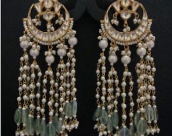 Boucles d'oreilles Kundan Chandbali avec perles suspendues, Boucle d'oreille mode indienne plaqué or, Bijoux Kundan faits main, Bijoux traditionnels de l'Inde du Sud