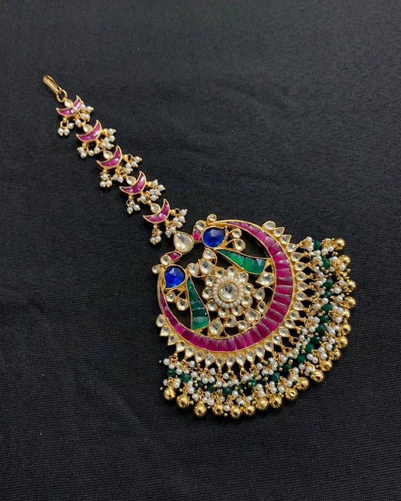 Kundan Mangtikka pour mariées indiennes mariée Tikka Mathapatti accessoire de cheveux bijoux de mariage plaqué or mariage Tikka bijoux de front indien image 1