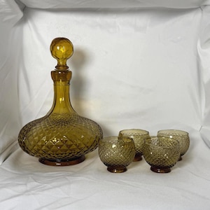 Vintage Amber Glass Decanter & 4 Cup Set – Diamond Point Pattern – Made in Italy