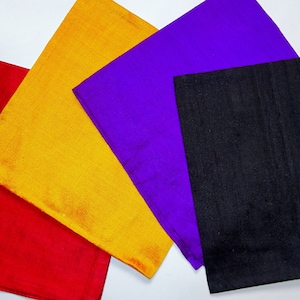 Large 100% SILK Reading Cloth 48 X 48 Cm image 1