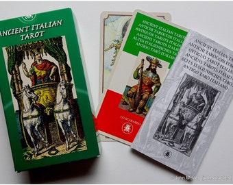 Ancient Italian Tarot by Lo Scarabeo