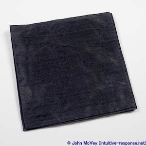 Large 100% SILK Reading Cloth 48 X 48 Cm Black