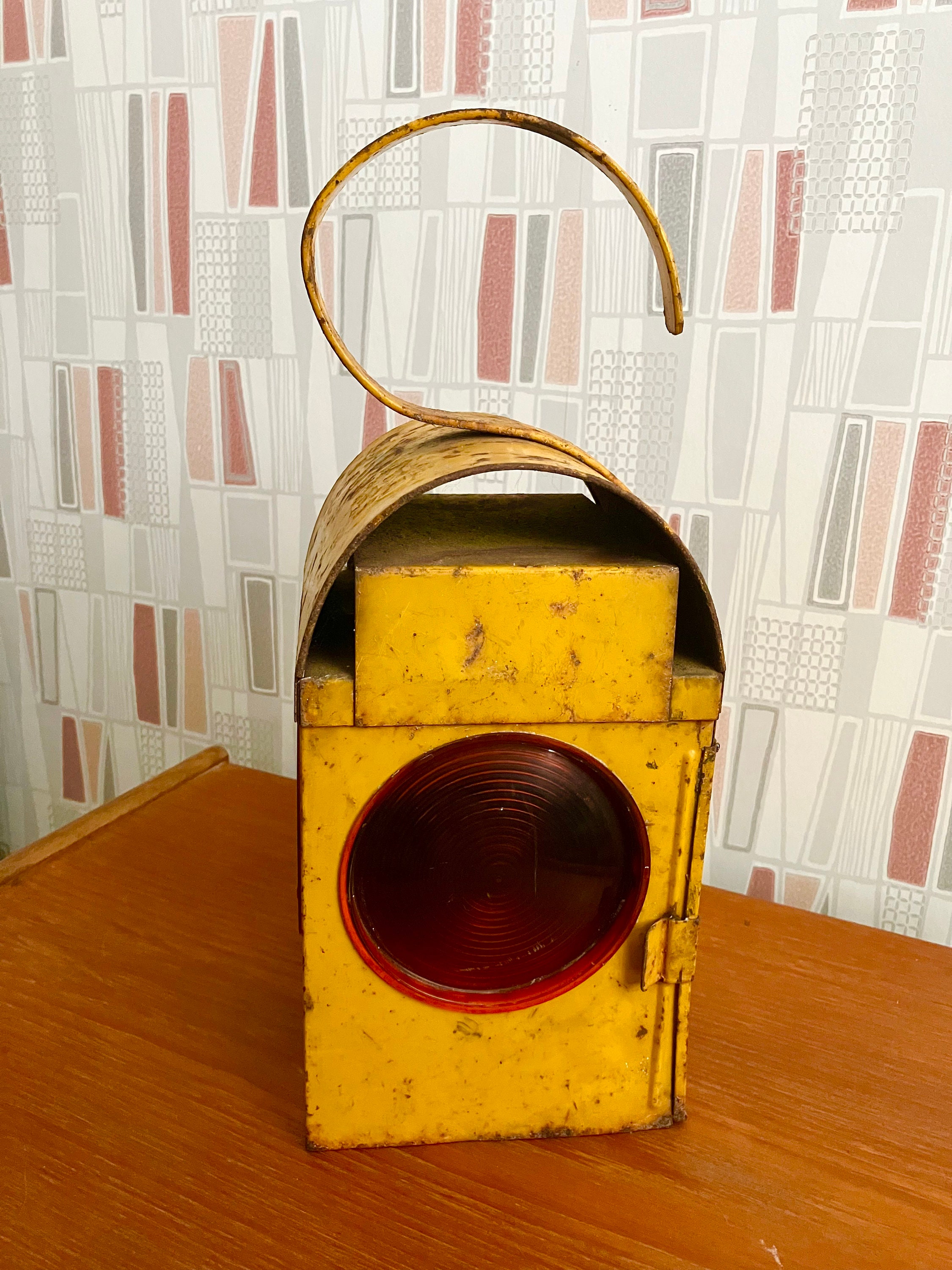 Old paraffin road lamps deals