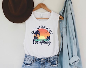 T-shirt Saltwater Heals Everything, shirt voor strandtrip
