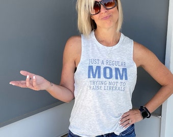 Grappig moeder-T-shirt, gewone moeder probeert liberalen niet op te voeden