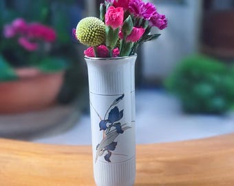 Otagiri Blue Iris Porcelain Bud Vase – Hand-Painted Japanese Ceramic Home Decor