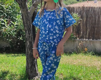 4 year old girl's jumpsuit spring summer blue white flowers short sleeves